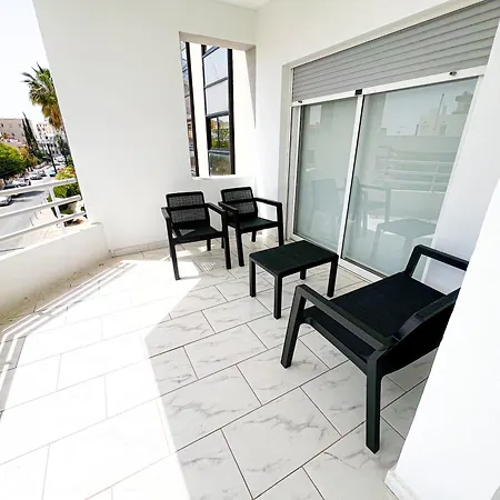 Samos Center, 2br Sleeps 4 Appartamento Limisso